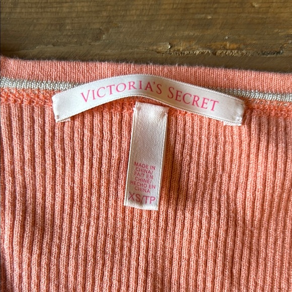 Victoria's Secret Pink Sweater Cardigan - Picture 2 of 4